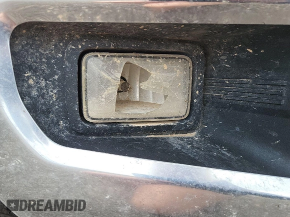 2019 Ford F-250 XL with VIN 1FT7W2BT3KEF53800, listed as a IAAI auction lot 42670822 with 180,316 mi miles and . Bid and sale history available at DreamBid. Image 27.