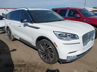 2020 Lincoln Aviator Reserve z VIN 5LM5J7WC0LGL22364, wystawiony jako IAAI lot #41638915 z przebiegiem 114 765 mil mil oraz . Historia ofert i sprzedaży dostępna na DreamBid. Obrazek 1.