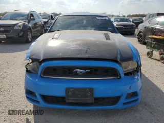 2013 Ford Mustang V6 with VIN 1ZVBP8AMXD5251330, listed as a Copart auction lot 74309314 with 188,959 mi miles and Salvage Title. Bid and sale history available at carsss.com. Image 5.