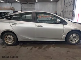 2022 Toyota Prius LE with VIN JTDL9MFU3N3031687, listed as a IAAI auction lot 41560894 with 140,811 mi miles. Bid and sale history available at carsss.com. Image 14.