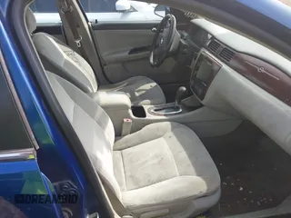 2006 Chevrolet Impala LT 3.9L with VIN 2G1WC581069392058, listed as a IAAI auction lot 42150581 with 198,718 mi miles and . Bid and sale history available at DreamBid. Image 5.