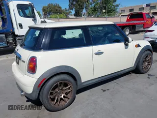2010 MINI Hardtop with VIN WMWMF3C51ATZ62765, listed as a IAAI auction lot 42314250 with 168,345 mi miles and . Bid and sale history available at DreamBid. Image 4.