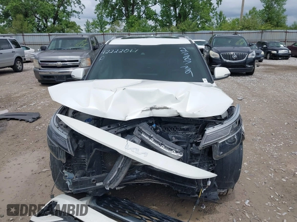 2022 Kia Seltos EX z VIN KNDERCAA0N7238739, wystawiony jako IAAI lot #42222017 z przebiegiem 72 565 mil mil oraz . Historia ofert i sprzedaży dostępna na DreamBid. Obrazek 13.