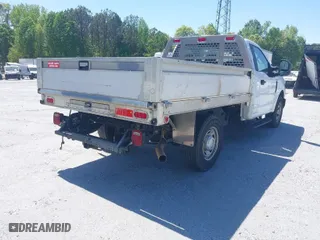 2018 Ford Super Duty F-250 SRW XL with VIN 1FDBF2A60JEC13519, listed as a IAAI auction lot 41982762 with 88,766 mi miles. Bid and sale history available at carsss.com. Image 4.
