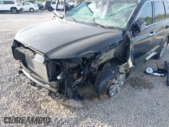 2025 Hyundai Palisade SEL z VIN KM8R24GE9SU861372, wystawiony jako IAAI lot #42079649 z przebiegiem 13 813 mil mil oraz . Historia ofert i sprzedaży dostępna na DreamBid. Obrazek 6.