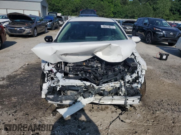 2025 Toyota Corolla LE z VIN 5YFB4MDE0SP255458, wystawiony jako Copart lot #57692105 z przebiegiem Nie podano mil oraz Czysty tytuł • Clean title. Historia ofert i sprzedaży dostępna na DreamBid. Obrazek 5.