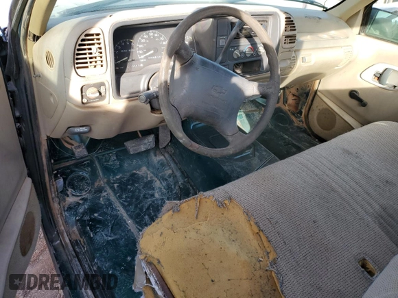 1996 Chevrolet Silverado 1500 with VIN 1GCEC14W4TZ212093, listed as a Copart auction lot 88903845 with 195,672 mi miles and Salvage Title. Bid and sale history available at DreamBid. Image 8.