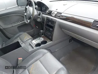 2006 Mercury Montego Luxury z VIN 1MEFM40166G617559, wystawiony jako IAAI lot #41768007 z przebiegiem 234 542 mil mil oraz . Historia ofert i sprzedaży dostępna na DreamBid. Obrazek 5.