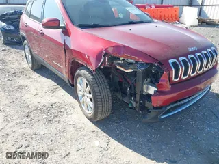 2017 Jeep Cherokee Limited with VIN 1C4PJMDS6HW615076, listed as a IAAI auction lot 41787555 with 103,342 mi miles. Bid and sale history available at carsss.com. Image 6.