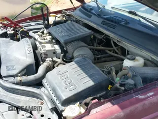 2000 Jeep Grand Cherokee Laredo с VIN 1J4GW48N6YC102153, выставлен на аукционе IAAI как лот 43099946 с пробегом 207 936 миль миль и . История ставок и продаж доступна на DreamBid. Изображение 19.