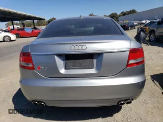 2008 Audi S6 z VIN WAUDN74F38N177048, wystawiony jako Copart lot #57486874 z przebiegiem 116 206 mil mil oraz Szkody całkowita. Historia ofert i sprzedaży dostępna na DreamBid. Obrazek 6.