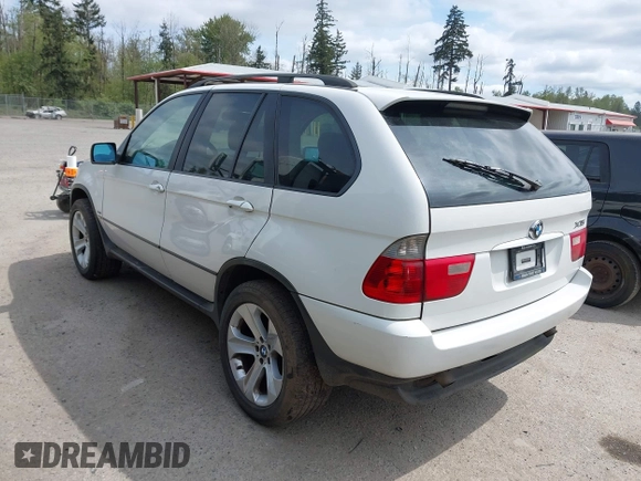 2004 BMW X5 3.0i with VIN 5UXFA13594LU44968, listed as a IAAI auction lot 42151081 with 197,471 mi miles. Bid and sale history available at carsss.com. Image 3.