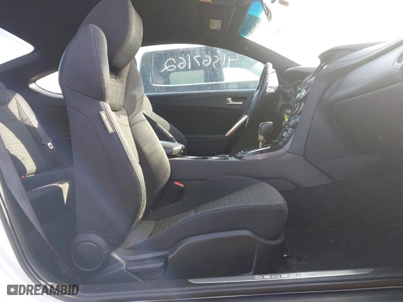 2013 Hyundai Genesis Coupe 2.0T Premium with VIN KMHHT6KD9DU104347, listed as a IAAI auction lot 41567162 with 98,465 mi miles. Bid and sale history available at carsss.com. Image 5.