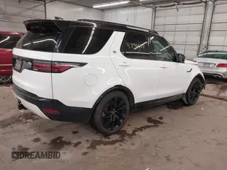 2022 Land Rover Discovery with VIN SALRT2EX0N2464071, listed as a IAAI auction lot 41140607 with 50,671 mi miles and . Bid and sale history available at DreamBid. Image 4.