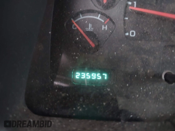 2002 Dodge Dakota Sport with VIN 1B7GL32X12S561414, listed as a IAAI auction lot 42060300 with 235,957 mi miles. Bid and sale history available at carsss.com. Image 15.