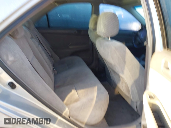 2004 Toyota Camry LE with VIN 4T1BE32K34U307084, listed as a IAAI auction lot 41960265 with 249,222 mi miles. Bid and sale history available at carsss.com. Image 8.