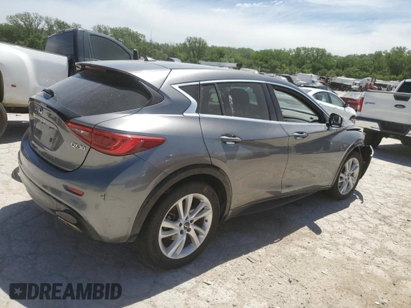 2017 Infiniti QX30 Luxury z VIN SJKCH5CP7HA033964, wystawiony jako Copart lot #56758195 z przebiegiem 92 253 mil mil oraz Szkoda całkowita • Salvage title. Historia ofert i sprzedaży dostępna na DreamBid. Obrazek 3.