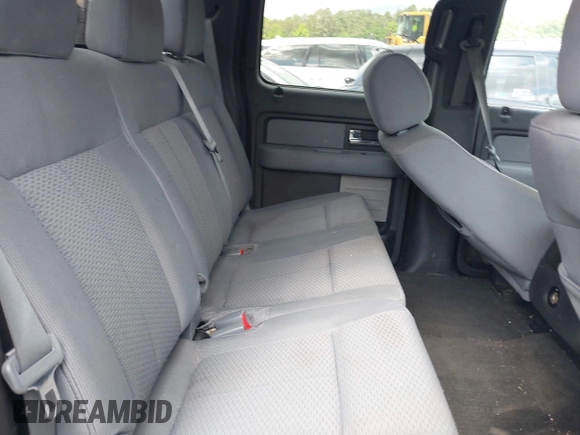 2012 Ford F-150 XL z VIN 1FTFW1CT7CKD67278, wystawiony jako IAAI lot #42177660 z przebiegiem 220 836 mil mil oraz . Historia ofert i sprzedaży dostępna na DreamBid. Obrazek 8.