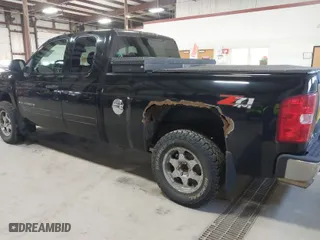2007 Chevrolet Silverado 1500 LTZ with VIN 1GCEK19047Z500872, listed as a IAAI auction lot 41929266 with 152,329 mi miles. Bid and sale history available at carsss.com. Image 3.