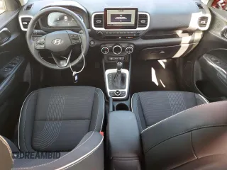 2024 Hyundai Venue Limited z VIN KMHRC8A30RU324332, wystawiony jako Copart lot #62459505 z przebiegiem 208 mil mil oraz Nie do naprawy • Non repairable. Historia ofert i sprzedaży dostępna na DreamBid. Obrazek 8.