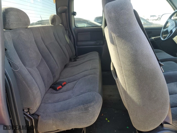 2004 Chevrolet Silverado 1500 LS with VIN 2GCEK19T341294524, listed as a Copart auction lot 87968875 with 256,286 mi miles and Clean Title. Bid and sale history available at carsss.com. Image 10.