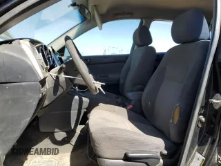 2006 Toyota Matrix STD z VIN 2T1KR32E56C593524, wystawiony jako Copart lot #49719495 z przebiegiem Nie podano mil oraz Szkoda całkowita • Salvage title. Historia ofert i sprzedaży dostępna na DreamBid. Obrazek 7.