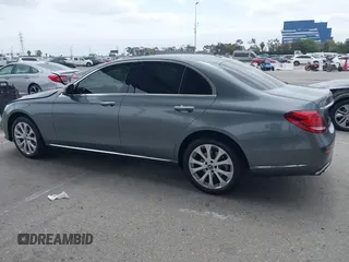 2018 Mercedes-Benz E-Class E 300 with VIN WDDZF4JB3JA409950, listed as a IAAI auction lot 42032598 with 44,381 mi miles. Bid and sale history available at carsss.com. Image 14.