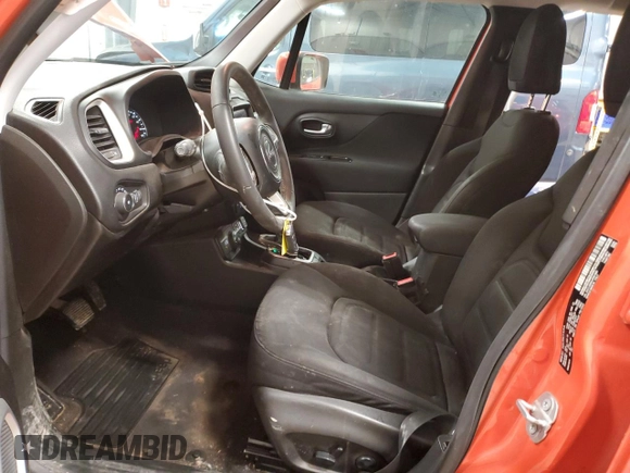 2018 Jeep Renegade Latitude with VIN ZACCJBBB3JPH01860, listed as a Copart auction lot 46614685 with 67,118 mi miles and Salvage title. Bid and sale history available at DreamBid. Image 7.