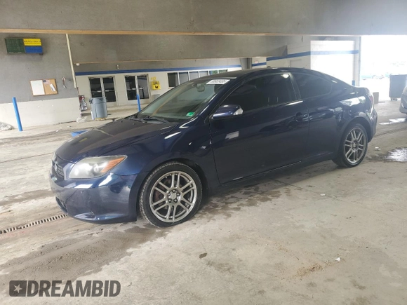 2010 Scion tC z VIN JTKDE3B71A0307041, wystawiony jako Copart lot #58983495 z przebiegiem 144 056 mil mil oraz Czysty tytuł • Clean title. Historia ofert i sprzedaży dostępna na DreamBid. Obrazek 1.