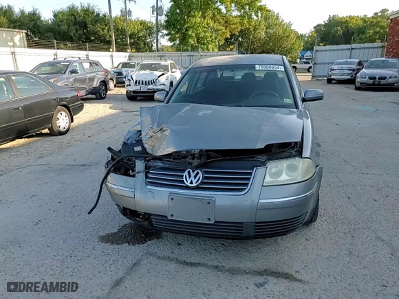 2003 Volkswagen Passat GL with VIN WVWMD63B83P051506, listed as a Copart auction lot 70968654 with 100,066 mi miles and Salvage Title. Bid and sale history available at carsss.com. Image 10.