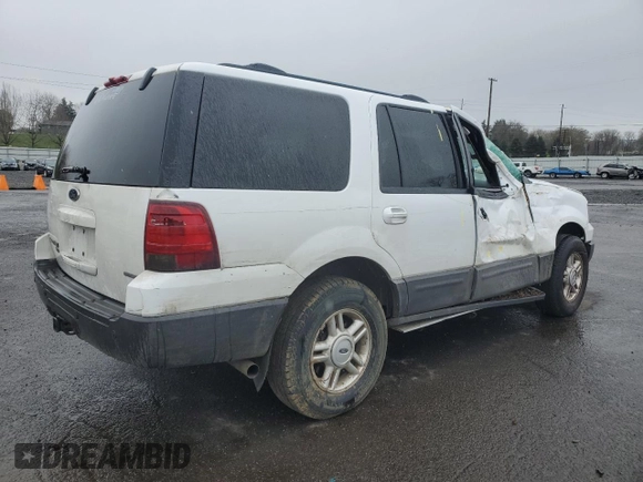2004 Ford Expedition Special Service with VIN 1FMFU16L04LB41687, listed as a Copart auction lot 49304785 with 201,059 mi miles and Salvage title. Bid and sale history available at DreamBid. Image 3.