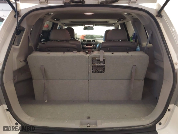 2011 Toyota Highlander with VIN 5TDBK3EHXBS069183, listed as a IAAI auction lot 41543896 with 221,490 mi miles. Bid and sale history available at carsss.com. Image 12.