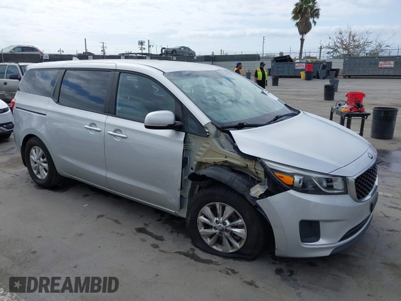 2015 Kia Sedona L with VIN KNDMA5C16F6027418, listed as a IAAI auction lot 42129259 with 78,097 mi miles. Bid and sale history available at carsss.com. Image 1.