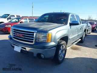 2011 GMC Sierra 1500 SLE with VIN 3GTP1VE02BG290967, listed as a IAAI auction lot 41255905 with 225,609 mi miles. Bid and sale history available at carsss.com. Image 17.