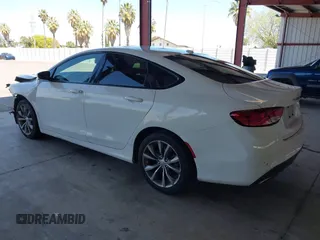 2016 Chrysler 200 S z VIN 1C3CCCBB1GN151418, wystawiony jako IAAI lot #42044688 z przebiegiem 173 949 mil mil oraz . Historia ofert i sprzedaży dostępna na DreamBid. Obrazek 3.