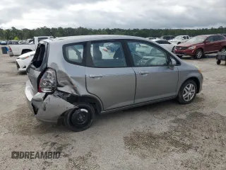 2007 Honda Fit z VIN JHMGD38477S043937, wystawiony jako Copart lot #58495495 z przebiegiem 101 800 mil mil oraz Szkoda całkowita • Salvage title. Historia ofert i sprzedaży dostępna na DreamBid. Obrazek 3.