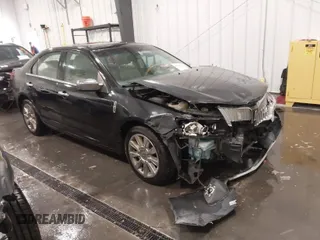 2010 Lincoln MKZ with VIN 3LNHL2GC8AR626494, listed as a IAAI auction lot 41675340 with 183,401 mi miles. Bid and sale history available at carsss.com. Image 1.