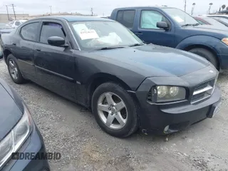 2010 Dodge Charger SXT with VIN 2B3CA3CV2AH307929, listed as a IAAI auction lot 41924632 with 173,948 mi miles. Bid and sale history available at carsss.com. Image 1.