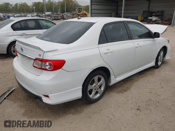 2011 Toyota Corolla L with VIN 2T1BU4EE1BC733675, listed as a IAAI auction lot 41837013 with 173,282 mi miles. Bid and sale history available at carsss.com. Image 4.