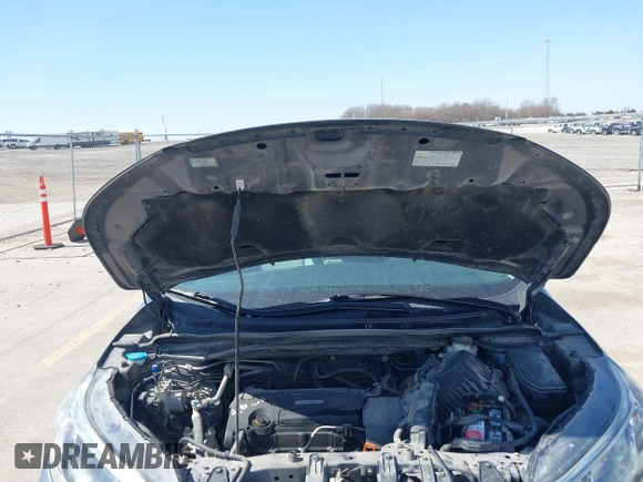 2016 Honda CR-V LX with VIN 5J6RM4H3XGL135927, listed as a IAAI auction lot 41899292 with 165,000 mi miles. Bid and sale history available at carsss.com. Image 10.
