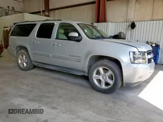 2010 Chevrolet Suburban LT с VIN 1GNUCJE06AR222604, выставлен на аукционе Copart как лот 61961725 с пробегом 206 588 миль миль и Чистый • Clean title. История ставок и продаж доступна на DreamBid. Изображение 4.