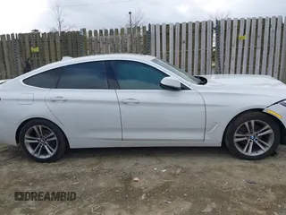 2019 BMW 3 Series 330i xDrive with VIN WBA8Z9C5XKB220819, listed as a IAAI auction lot 41619909 with 46,587 mi miles and . Bid and sale history available at carsss.com. Image 14.