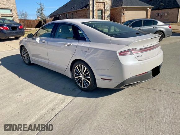 2019 Lincoln MKZ Standard with VIN 3LN6L5A91KR609138, listed as a Copart auction lot 47172775 with 81,854 mi miles and Salvage Title. Bid and sale history available at carsss.com. Image 3.