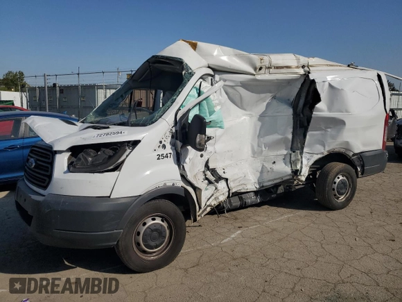 2018 Ford Transit z VIN 1FTYR1ZM3JKA37330, wystawiony jako Copart lot #72782594 z przebiegiem Nie podano mil oraz Szkoda całkowita • Salvage title. Historia ofert i sprzedaży dostępna na DreamBid. Obrazek 1.