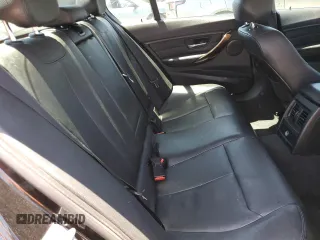 2015 BMW 3 Series 328i с VIN WBA3A5G57FNS82980, выставлен на аукционе Copart как лот 57552205 с пробегом 149 744 миль миль и Списание • Salvage title. История ставок и продаж доступна на DreamBid. Изображение 10.