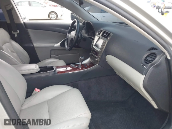 2007 Lexus IS with VIN JTHBK262X72054474, listed as a IAAI auction lot 42172869 with 106,364 mi miles. Bid and sale history available at carsss.com. Image 5.