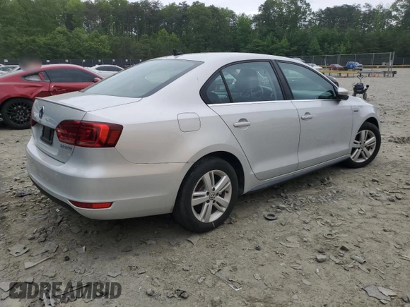 2013 Volkswagen Jetta Hybrid SE с VIN 3VW637AJXDM314529, выставлен на аукционе Copart как лот 56853775 с пробегом 149 097 миль миль и Чистый • Clean title. История ставок и продаж доступна на DreamBid. Изображение 3.