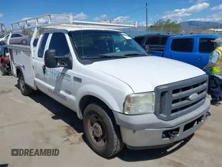 2005 Ford F-250 XL with VIN 1FTSX20P55EB36017, listed as a IAAI auction lot 41936267 with 400,138 mi miles and . Bid and sale history available at DreamBid. Image 1.
