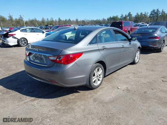 2013 Hyundai Sonata GLS with VIN 5NPEB4AC4DH563027, listed as a IAAI auction lot 42049183 with 157,896 mi miles. Bid and sale history available at carsss.com. Image 4.