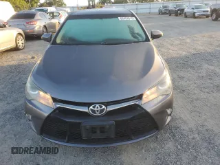 2017 Toyota Camry XLE z VIN 4T1BF1FK2HU386572, wystawiony jako Copart lot #60453915 z przebiegiem 120 340 mil mil oraz Szkoda całkowita • Salvage title. Historia ofert i sprzedaży dostępna na DreamBid. Obrazek 5.